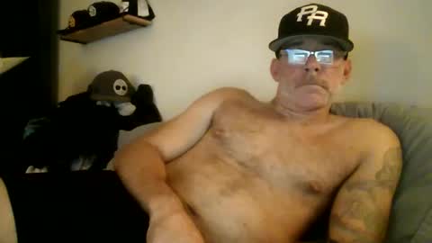 wingnutt765733 online show from October 17, 6:05 am