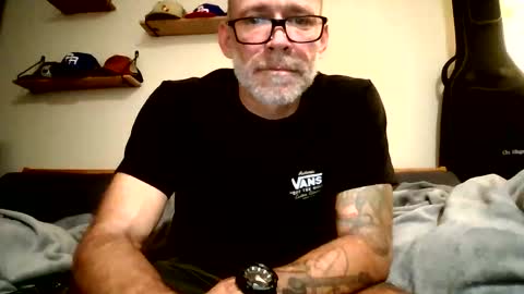 wingnutt765733 online show from February 14, 6:54 am