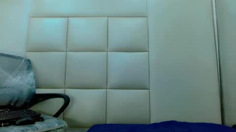 Snapshot of winnybarness chatting on October 26, 2:23 pm WinnyBarness online show from October 26, 2:23 pm