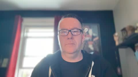 Snapshot of wintyr chatting on March 10, 8:01 pm wintyr online show from March 10, 8:01 pm