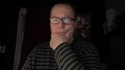 Snapshot of wintyr chatting on November 5, 10:48 am wintyr online show from November 5, 10:48 am