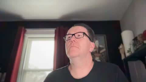 Snapshot of wintyr chatting on November 15, 3:52 pm wintyr online show from November 15, 3:52 pm