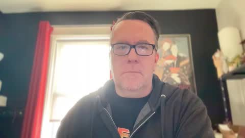 wintyr online show from May 8, 10:04 pm