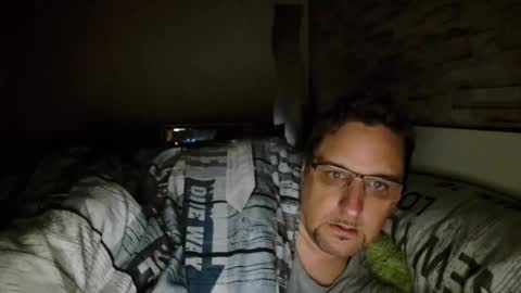 Snapshot of wirzwei8883 chatting on December 2, 7:49 pm Dirty online show from December 2, 7:49 pm