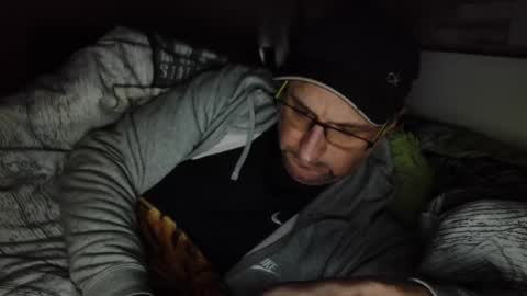 Snapshot of wirzwei8883 chatting on January 29, 5:24 pm Dirty online show from January 29, 5:24 pm