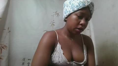 Snapshot of wissinaaa chatting on October 5, 11:46 pm wissinaaa online show from October 5, 11:46 pm