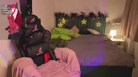 Vivian online show from December 20, 8:38 pm