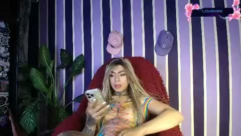 Snapshot of witch_divinne chatting on June 11, 12:43 am ig WitchDivinne online show from June 11, 12:43 am