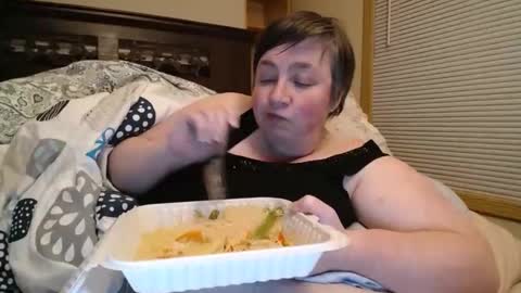 Annie online show from February 26, 8:24 am