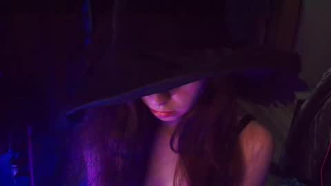 witchbitchmommy online show from April 22, 6:49 am