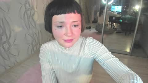 Snapshot of witches_curves chatting on December 14, 7:46 pm Nemo online show from December 14, 7:46 pm
