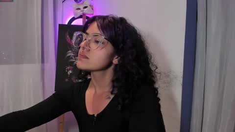 Snapshot of witchofhearts chatting on February 9, 11:36 pm     Luna Violeta  A r t i s t  online show from February 9, 11:36 pm