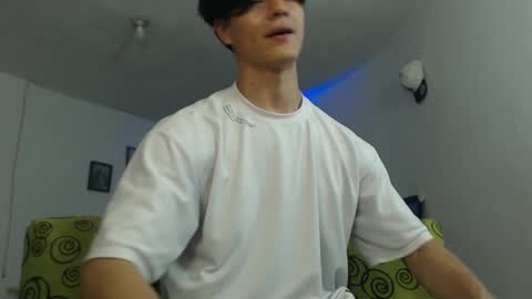 Ken online show from February 11, 1:31 am