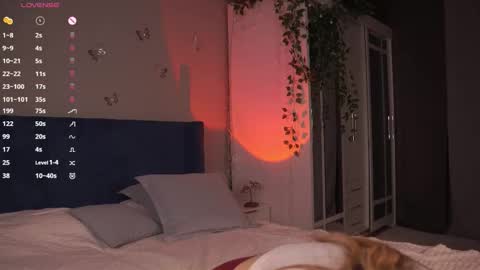 Snapshot of with_my_bae chatting on December 5, 9:00 pm Hollis online show from December 5, 9:00 pm