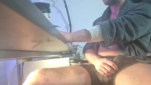 Snapshot of wnhz27 chatting on February 3, 1:37 am wnhz27 online show from February 3, 1:37 am