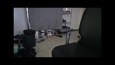 Snapshot of wnhz27 chatting on February 7, 9:02 am wnhz27 online show from February 7, 9:02 am