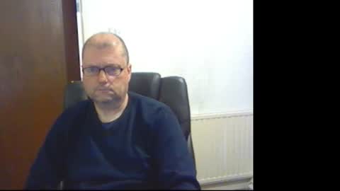 wobble444 online show from April 28, 9:25 am