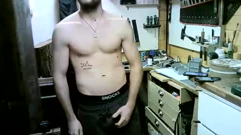 Snapshot of wolf021221 chatting on November 16, 4:56 pm wolf021221 online show from November 16, 4:56 pm