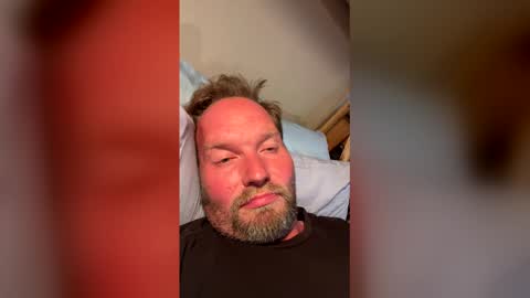 wolf198732 online show from May 1, 12:48 am