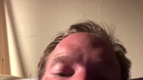 wolf198732 online show from May 2, 1:21 am