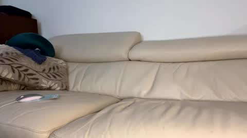 Snapshot of wolfdudefun chatting on January 10, 2:57 am wolf online show from January 10, 2:57 am