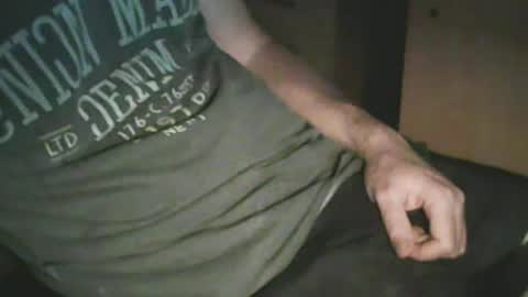 wolfie_2910 online show from June 18, 4:33 pm