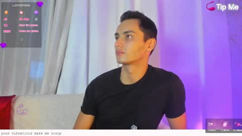 Snapshot of wolfkyng chatting on May 18, 12:55 pm Andrew online show from May 18, 12:55 pm