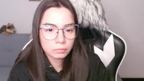 Alex online show from February 17, 2:08 am