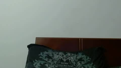 Snapshot of wolfs_daughter chatting on August 1, 2:11 am Alex online show from August 1, 2:11 am