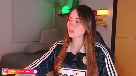   online show from May 23, 3:23 am