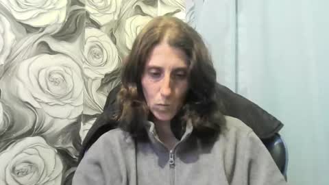 wolfxsnow online show from April 30, 7:09 pm