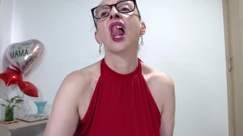 Snapshot of womanhornyx chatting on January 22, 8:28 pm Womanhornyx online show from January 22, 8:28 pm