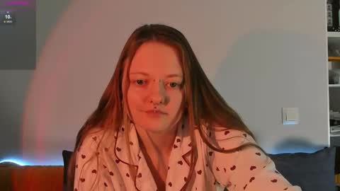 Snapshot of wonderconnie chatting on January 12, 8:08 am wonderconnie online show from January 12, 8:08 am