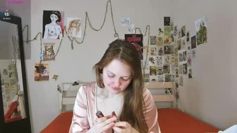 wonderconnie online show from May 13, 2:53 am