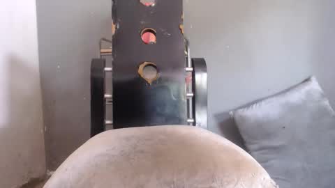 SHENIEL RODRIGUEZ online show from November 18, 8:24 pm