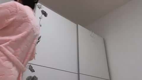 Wondergirl online show from January 31, 9:27 am