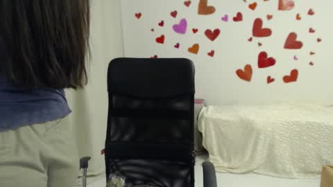 wonderr_woman online show from March 13, 5:30 pm