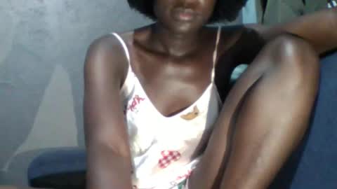 Snapshot of wonders0786 chatting on January 18, 11:22 pm Your black bunny online show from January 18, 11:22 pm