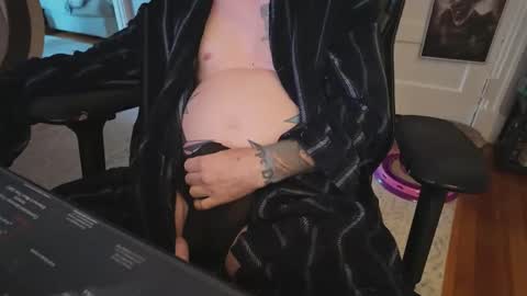 Snapshot of wonderworks81 chatting on December 1, 8:03 pm Wonderworks online show from December 1, 8:03 pm