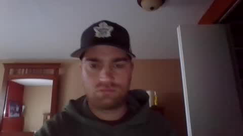 Snapshot of woodeee77 chatting on December 19, 6:56 pm woodeee77 online show from December 19, 6:56 pm