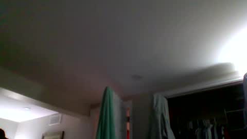 Snapshot of woodeee77 chatting on March 2, 2:14 am woodeee77 online show from March 2, 2:14 am