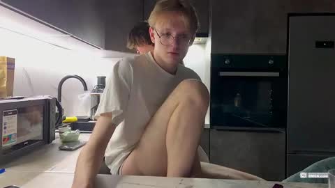 Snapshot of woods_jerk chatting on January 8, 7:05 pm Mitya online show from January 8, 7:05 pm