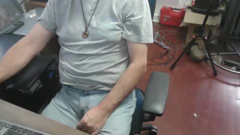 Snapshot of woodworker6473 chatting on January 8, 1:24 pm woodworker6473 online show from January 8, 1:24 pm