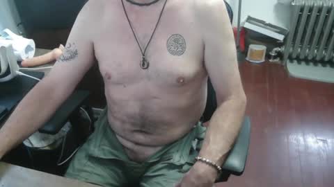 Snapshot of woodworker6473 chatting on July 18, 2:43 pm woodworker6473 online show from July 18, 2:43 pm