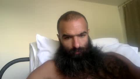 Snapshot of woof_wolf37 chatting on May 6, 3:28 pm woof_wolf37 online show from May 6, 3:28 pm