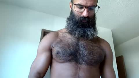 woof_wolf37 online show from July 8, 4:00 pm