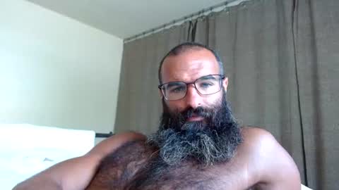 woof_wolf37 online show from July 10, 3:36 pm
