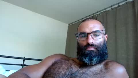 woof_wolf37 online show from July 16, 4:02 pm