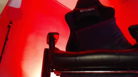 Snapshot of woondeer17 chatting on September 16, 6:09 pm Woondeer online show from September 16, 6:09 pm