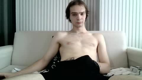 Snapshot of wooziemoo325 chatting on November 11, 2:55 am Steve Brand online show from November 11, 2:55 am